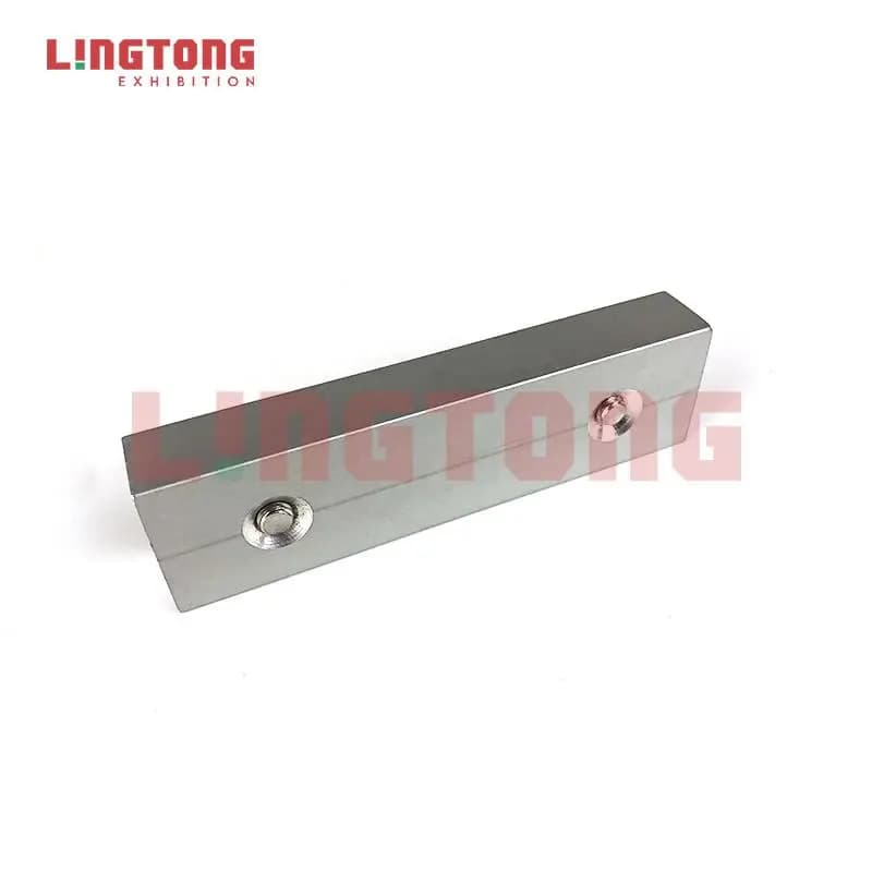LT-E1035 Straight Connector