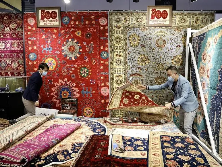 The CIIE is Dancing at the Expo-Online and Offline Ensemble Merchants Win-Win Symphony
